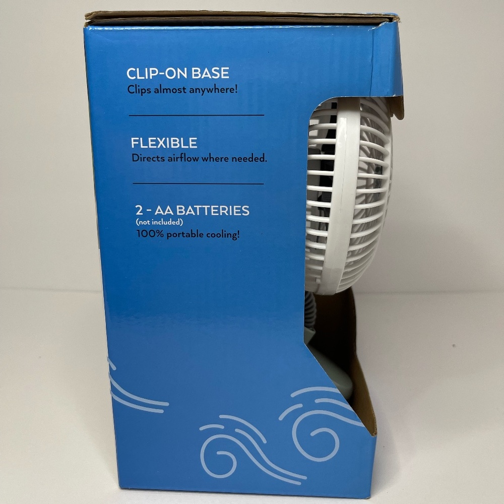 O2COOL 4" Battery Operated CLIP FAN - Picture 2 of 3